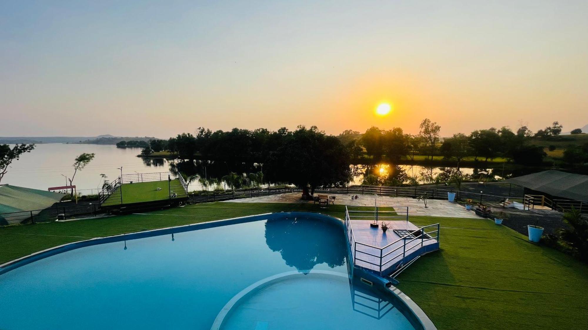 Amigos Lake Resort-Igatpuri, Maharashtra Экстерьер фото